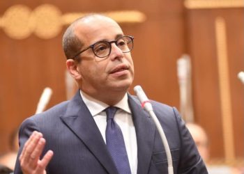 نادر خزام: تصريحات الرئيس بشأن عدم المساس بالدستور تعزز استقرار الدولة وترسخ سيادة القانون
