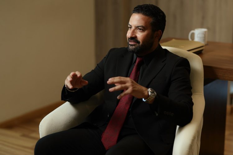 مصطفى محسن: السوق العقاري لا يعاني ركودًا و«مرحلة تنظيم» بعد قفزة المشروعات