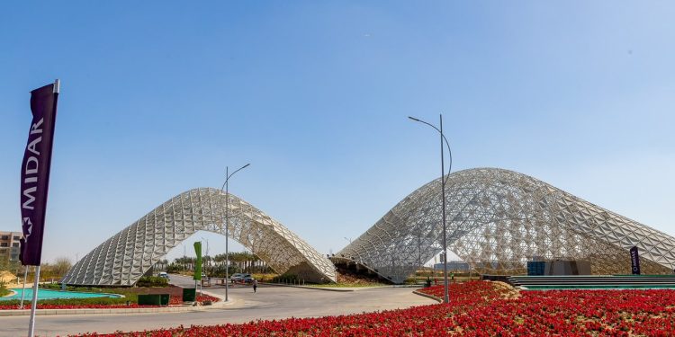 “ميدار” تكثف جهودها لمتابعة معدلات تنفيذ المشروعات بـ “مستقبل سيتي” لضمان تسليم الوحدات للعملاء وفق الجداول الزمنية المحددة